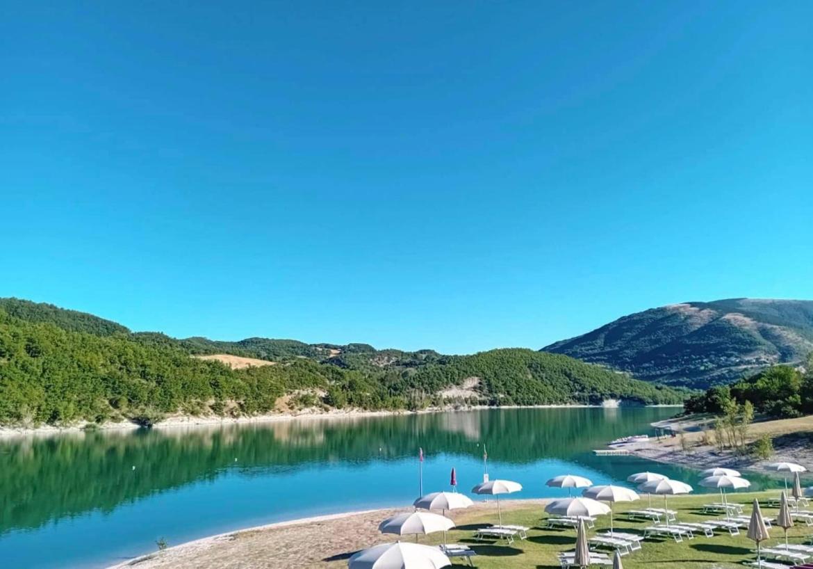 Locanda Della Pieve Pievebovigliana المظهر الخارجي الصورة